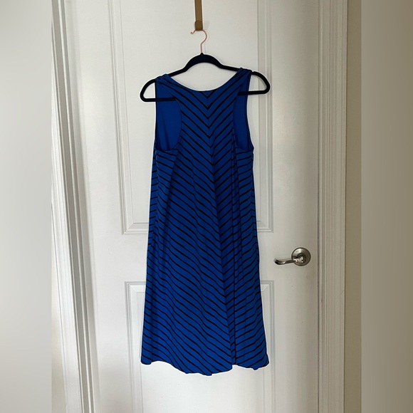 Liz Lange for Target Maternity Racerback Dress - Picture 2 of 4